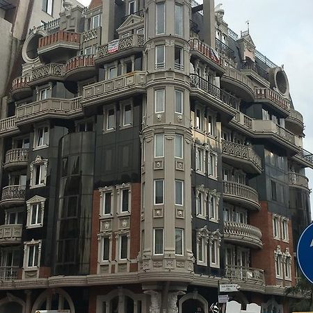Apartment Sea Avenue Batumi Exterior photo