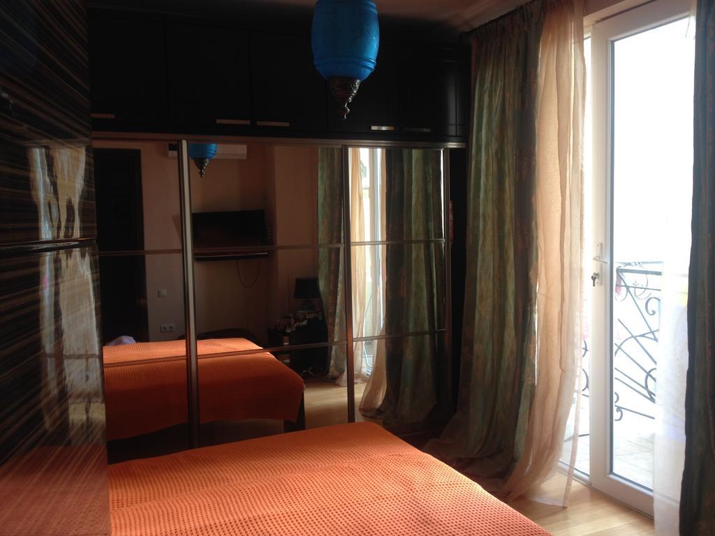 Apartment Sea Avenue Batumi Exterior photo